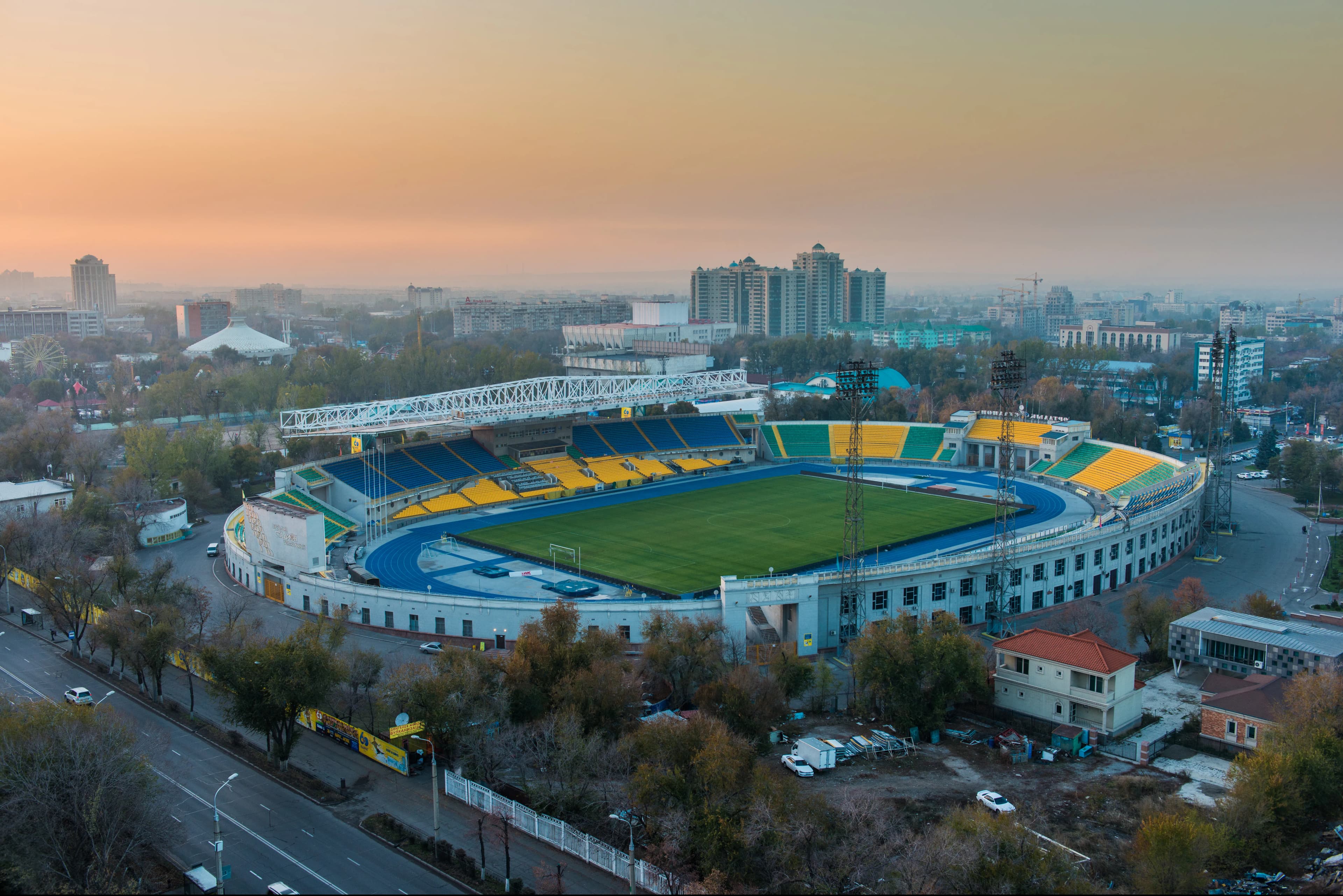 Центральный стадион города Алматы